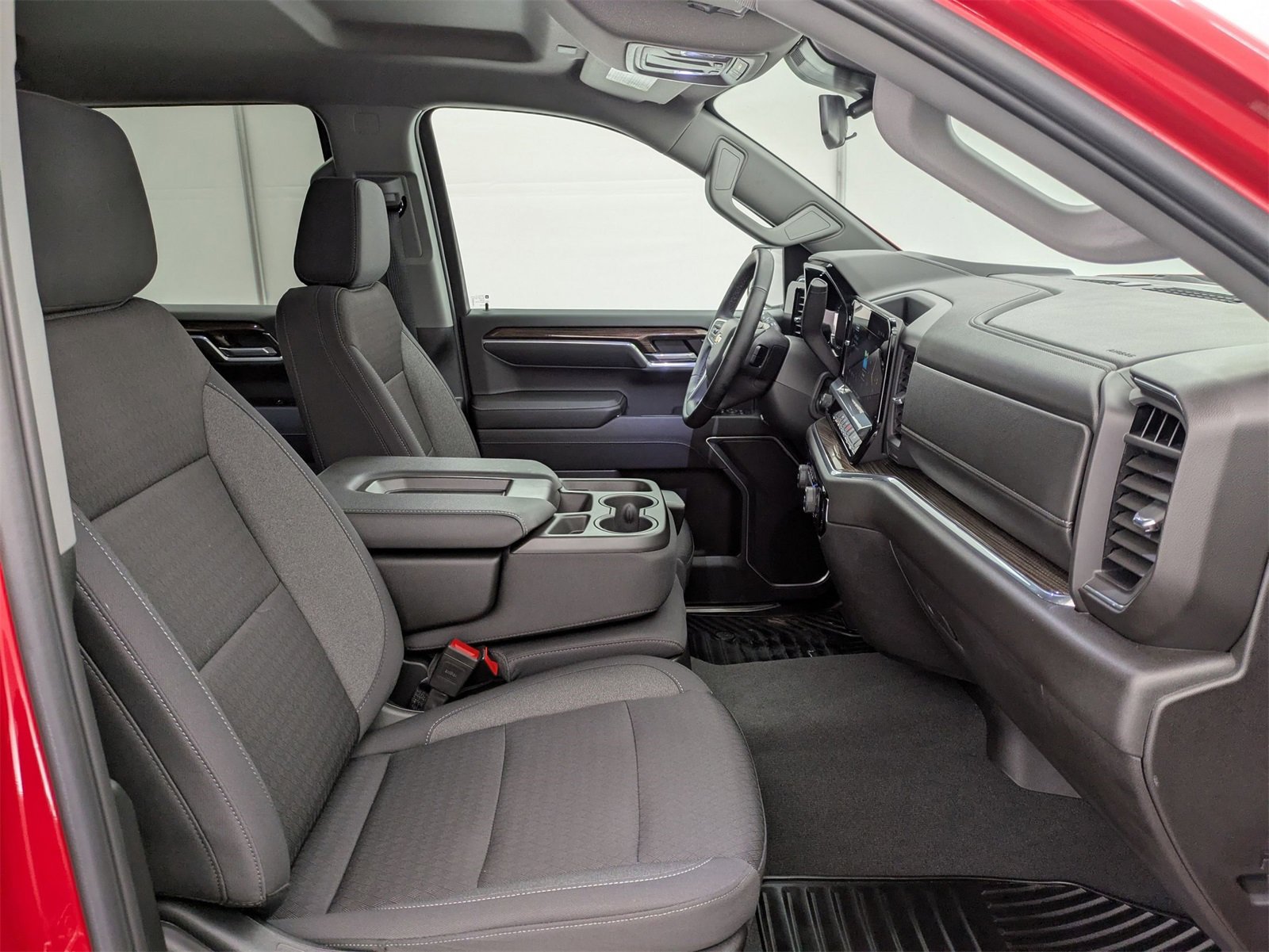 2024 Chevrolet Silverado 1500 LT photo 23