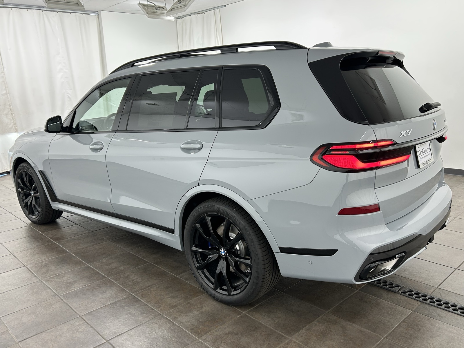 2026 Bmw X7 xDrive40i photo 3