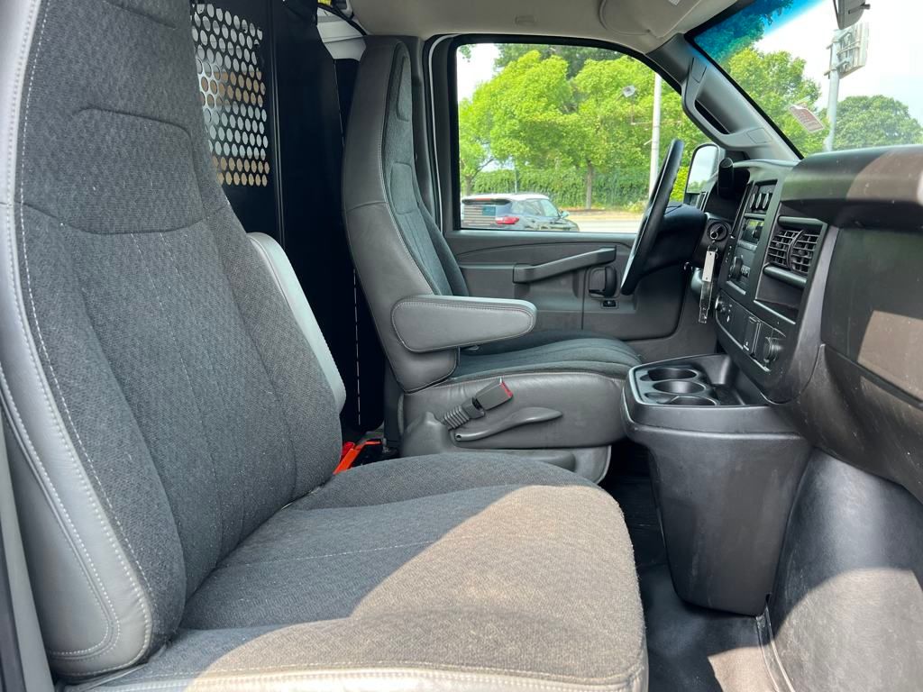 2023 Gmc Savana 2500 Cargo photo 23