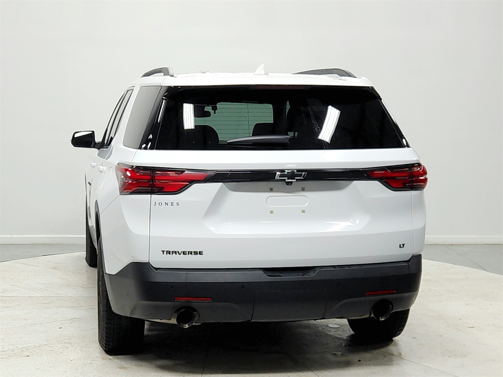 2022 Chevrolet Traverse Leather photo 3