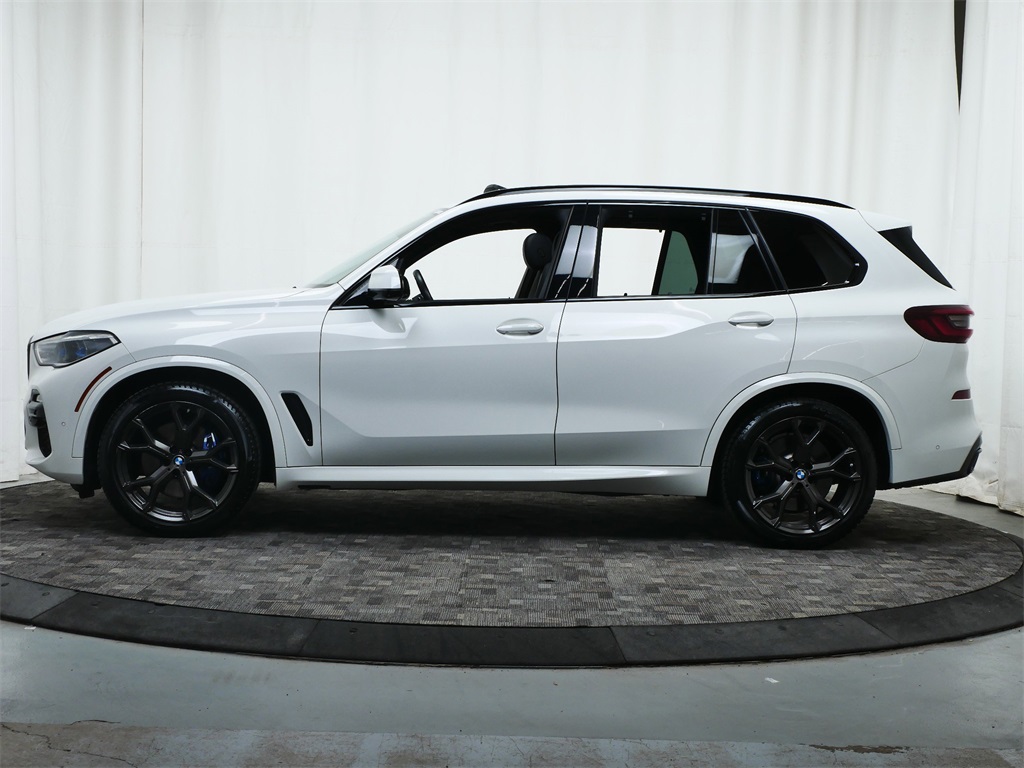 Used 2021 BMW X5 40i with VIN 5UXCR6C09M9G11438 for sale in Golden Valley, Minnesota