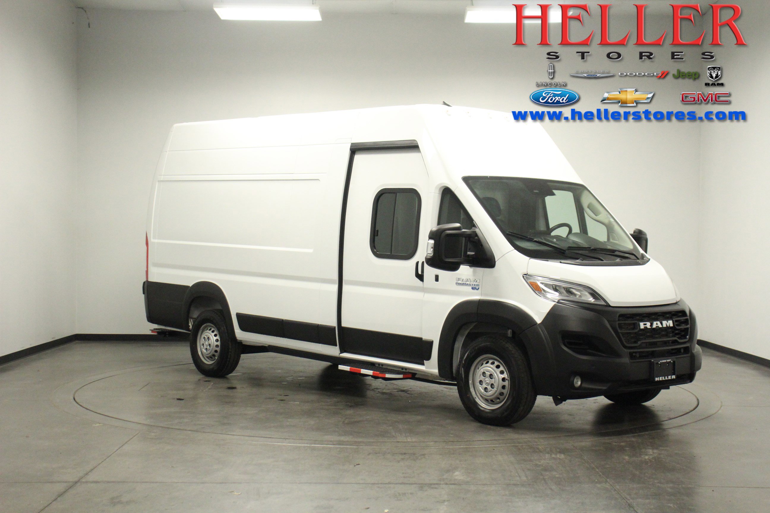 2024 RAM ProMaster Cargo Van Base's photo