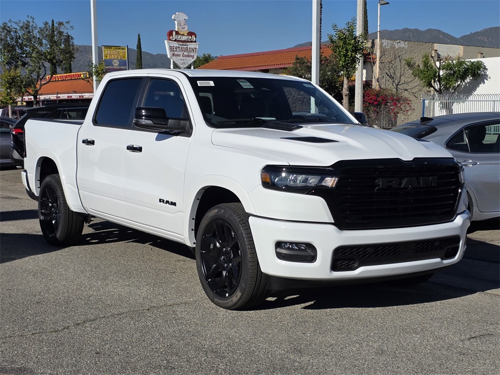 2026 RAM Ram 1500 Pickup Laramie's photo