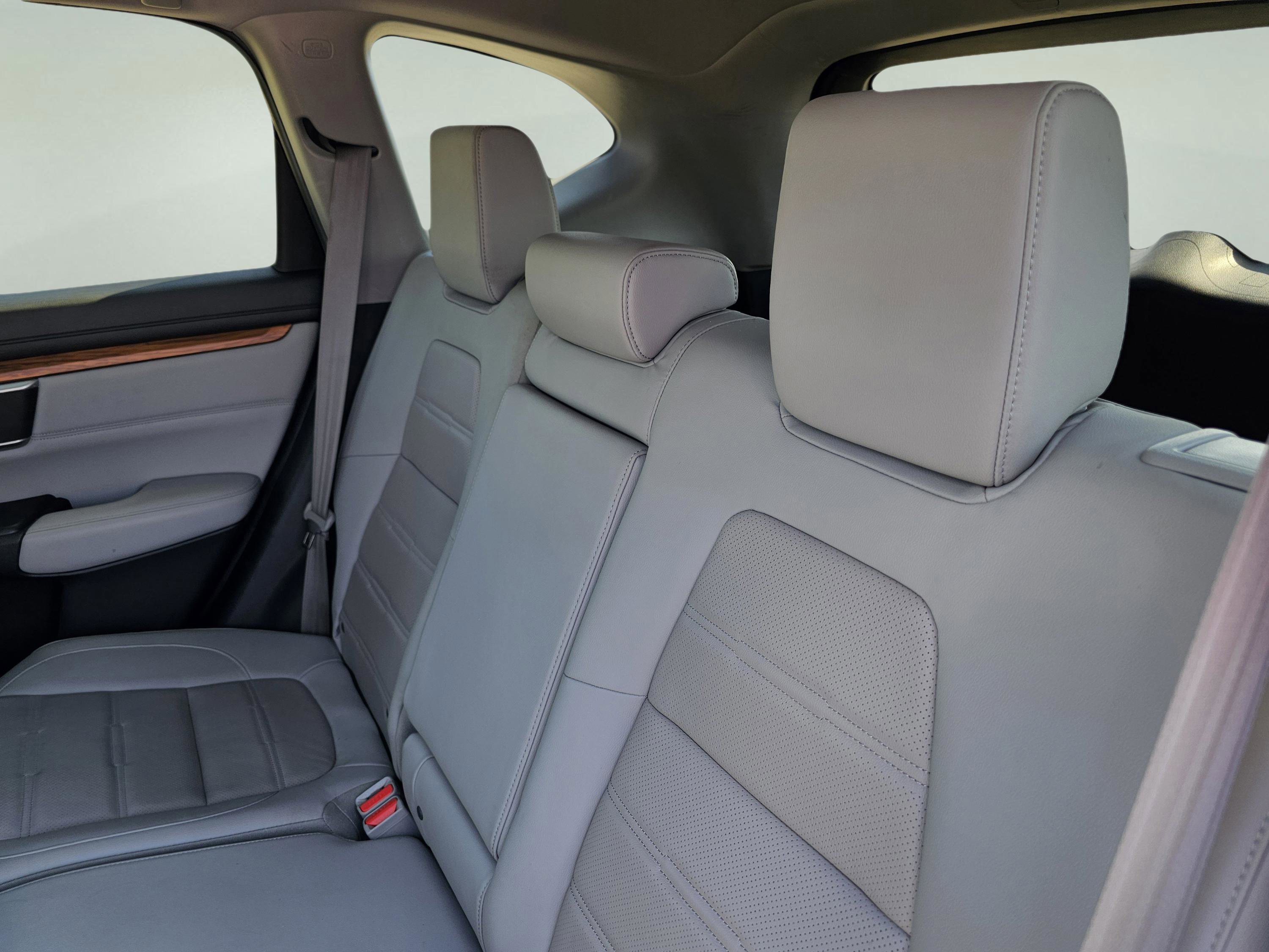 2020 Honda CR-V Touring photo 30