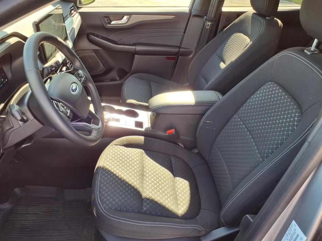 2023 FORD ESCAPE - Image 9