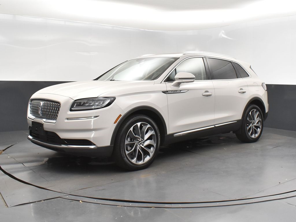 2023 Lincoln Nautilus Reserve photo 3