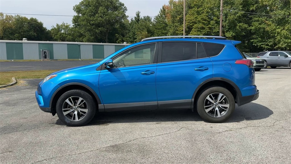 2018 Toyota RAV4 Adventure XLE photo 6