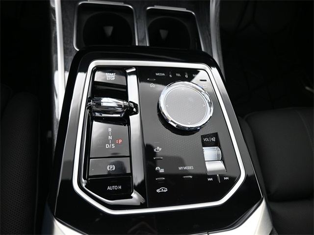 2025 Bmw 760i 760i xDrive photo 3