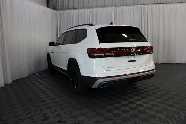 2025 Volkswagen Atlas Peak Edition SE photo 21