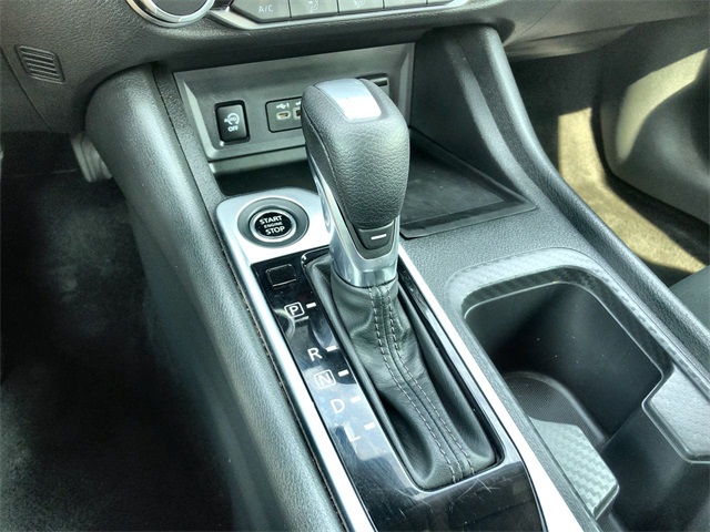 2024 Nissan Sentra SV photo 9
