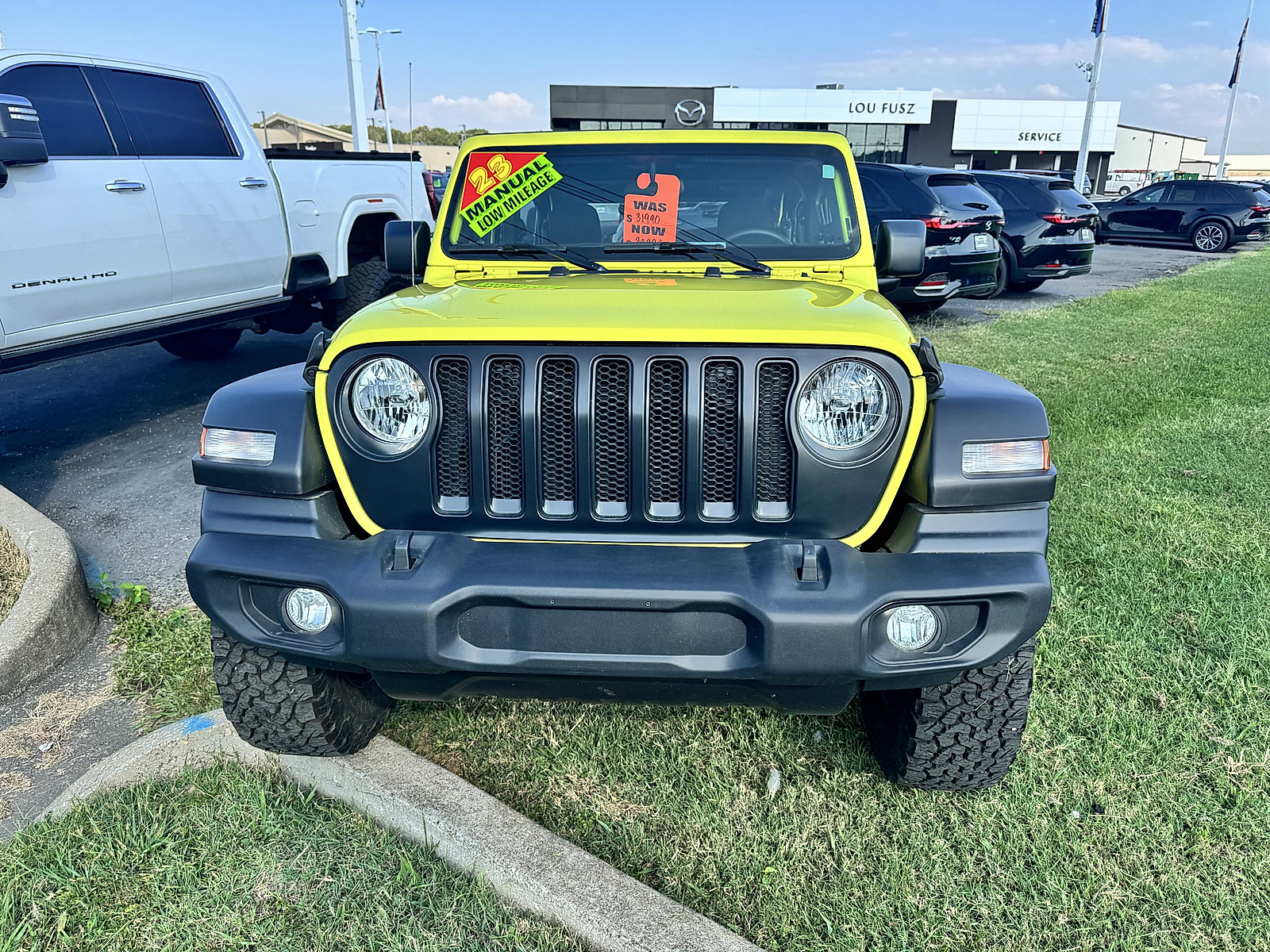 2023 Jeep Wrangler Sport photo 2