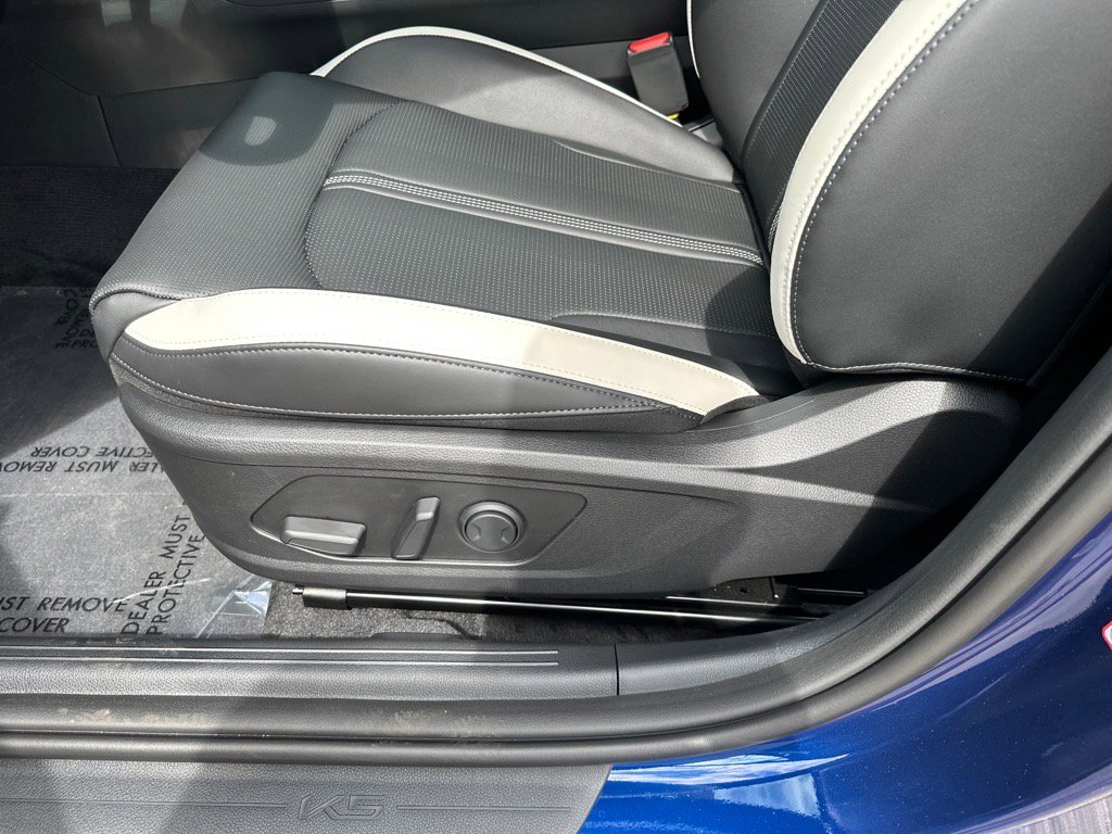 2026 Kia K5 GT-Line photo 15