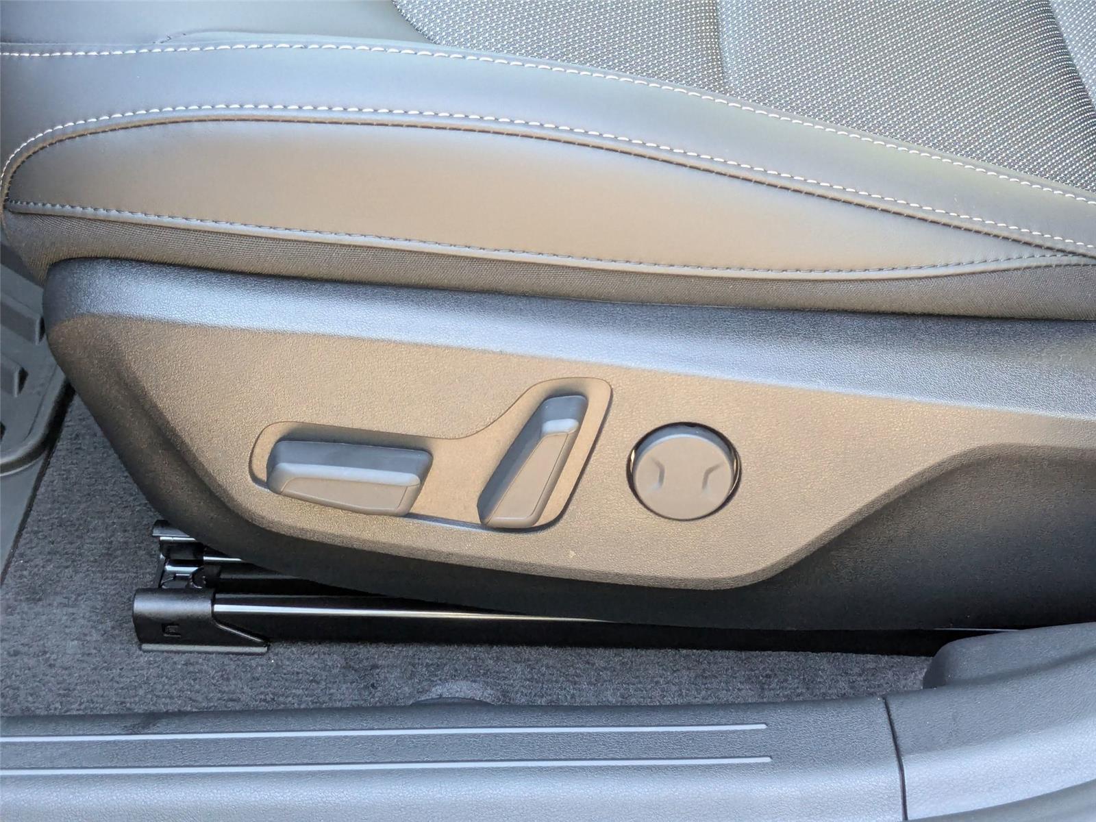 2025 Kia EV6 Light photo 15