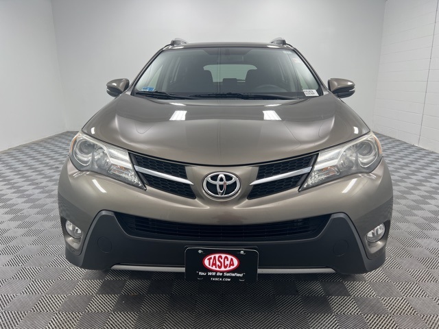 2015 Toyota RAV4 XLE photo 3