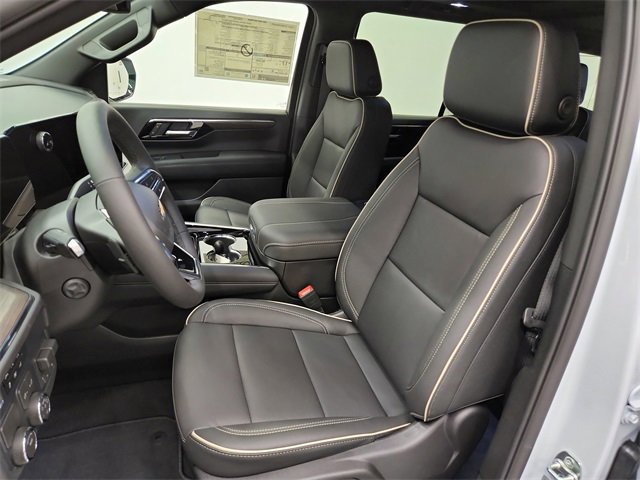 2026 Chevrolet Tahoe Premier photo 18