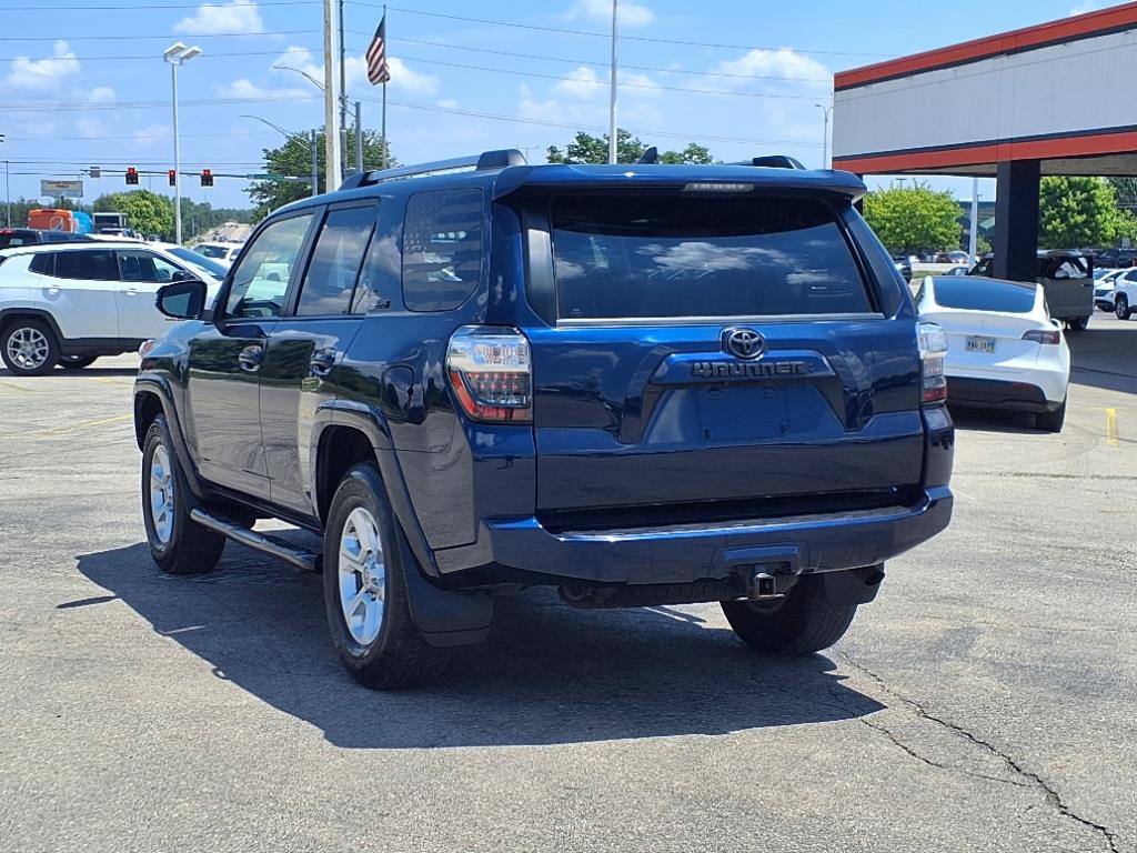 2021 Toyota 4Runner SR5 Premium photo 9