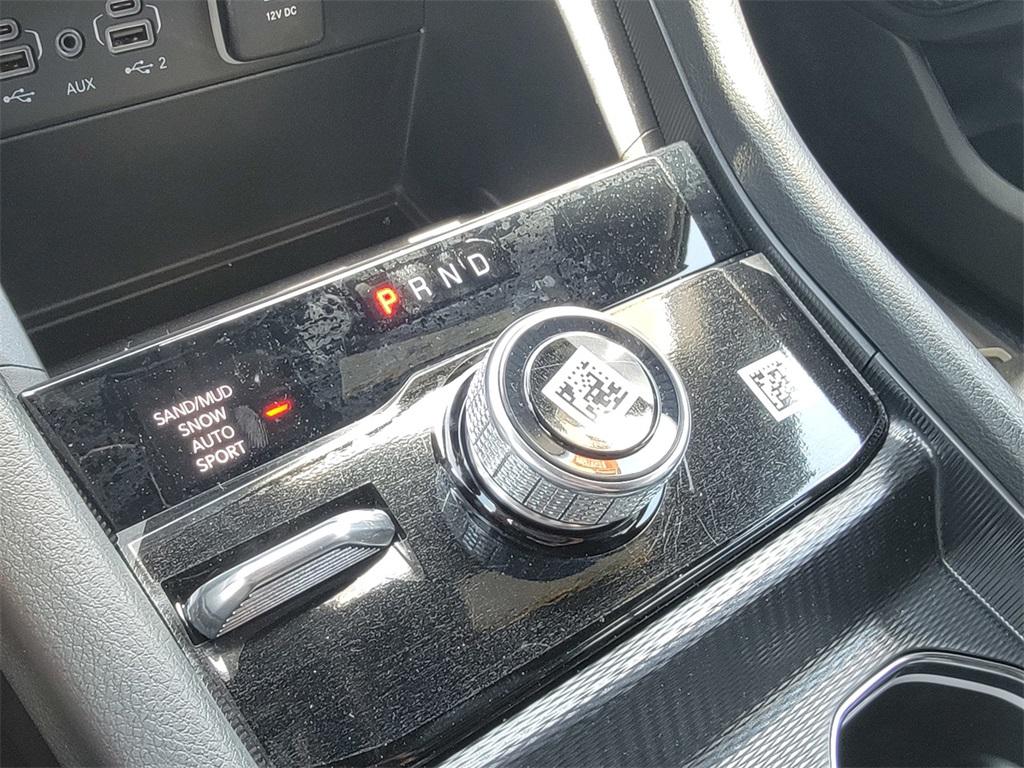 2025 Jeep Grand Cherokee Limited photo 16