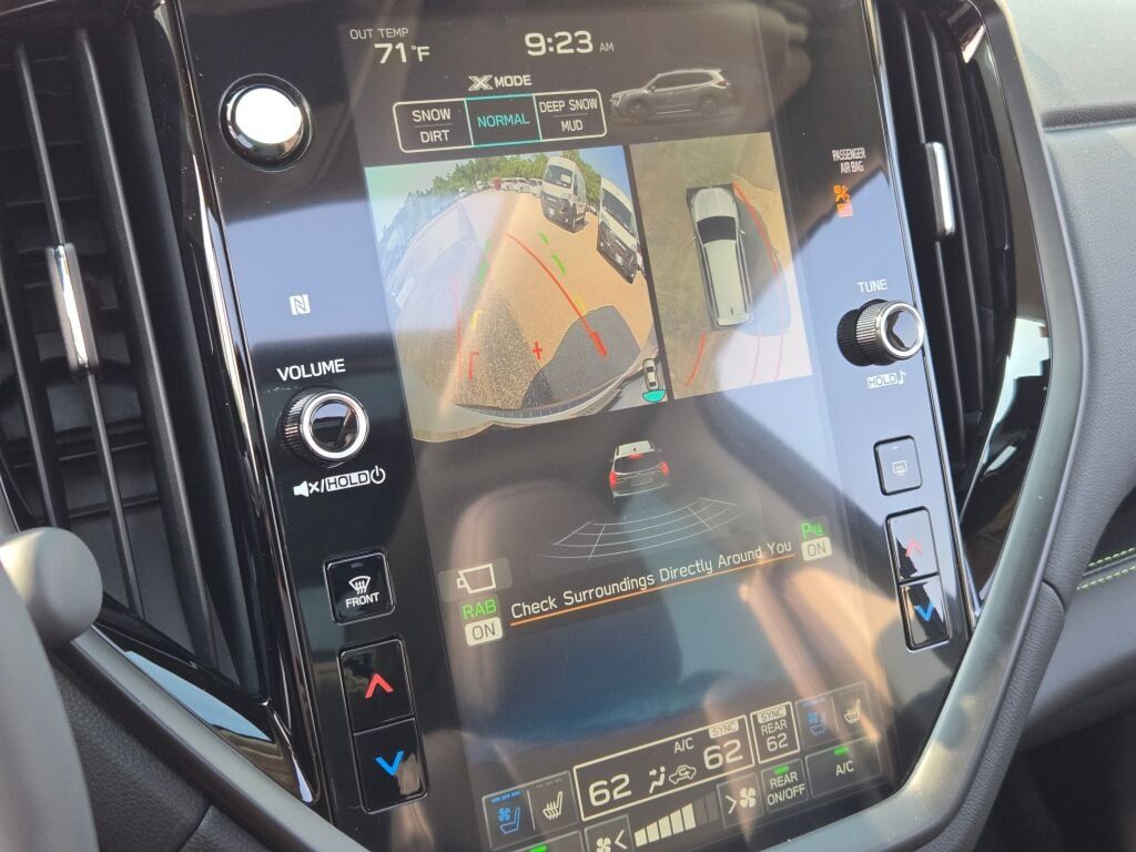 2025 Subaru Ascent Onyx Edition Touring photo 21