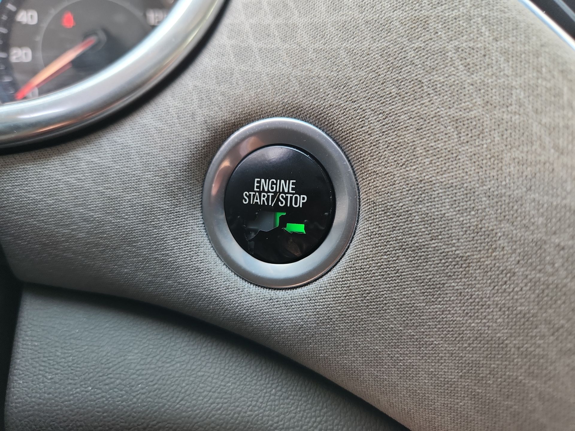 2016 Chevrolet Malibu 2LT photo 19