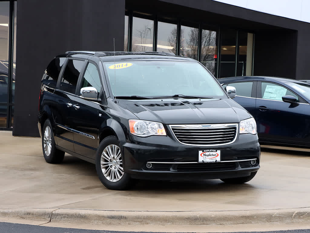 Used 2014 Chrysler Town & Country Touring-L with VIN 2C4RC1CG8ER364807 for sale in Naperville, IL