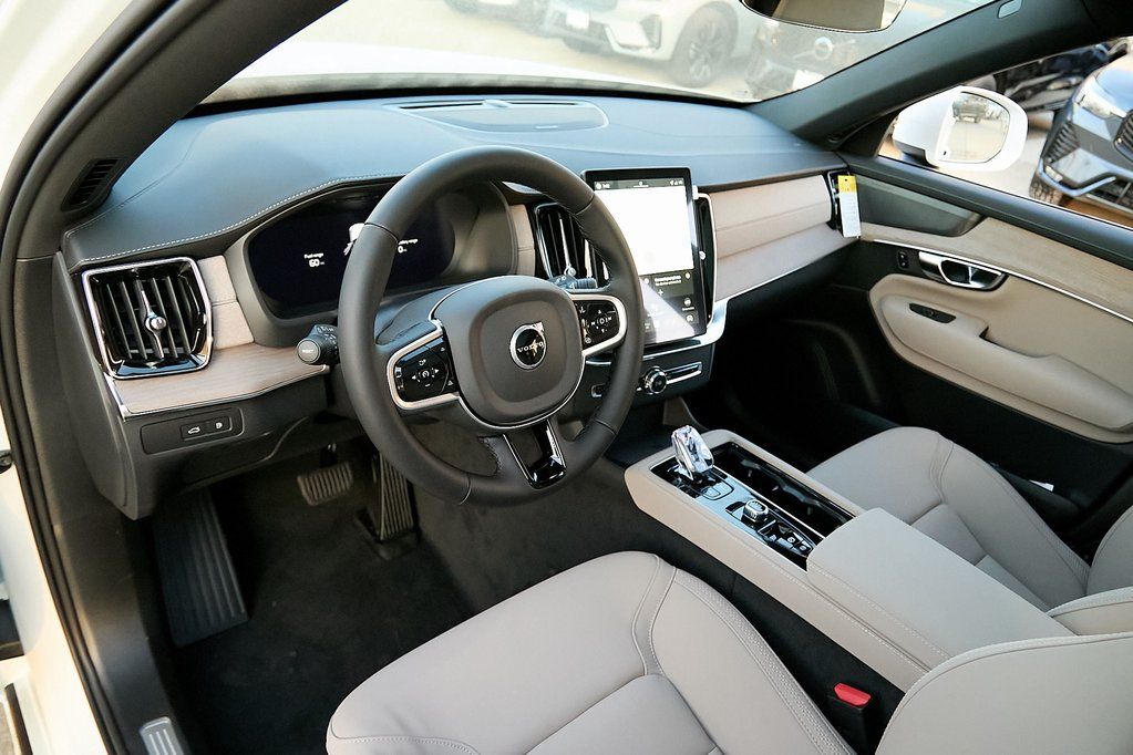 2026 VOLVO XC90 - Image 9