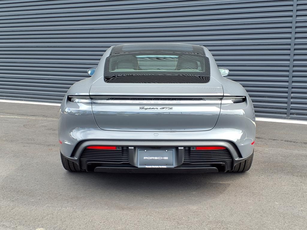 2026 Porsche Taycan GTS photo 25