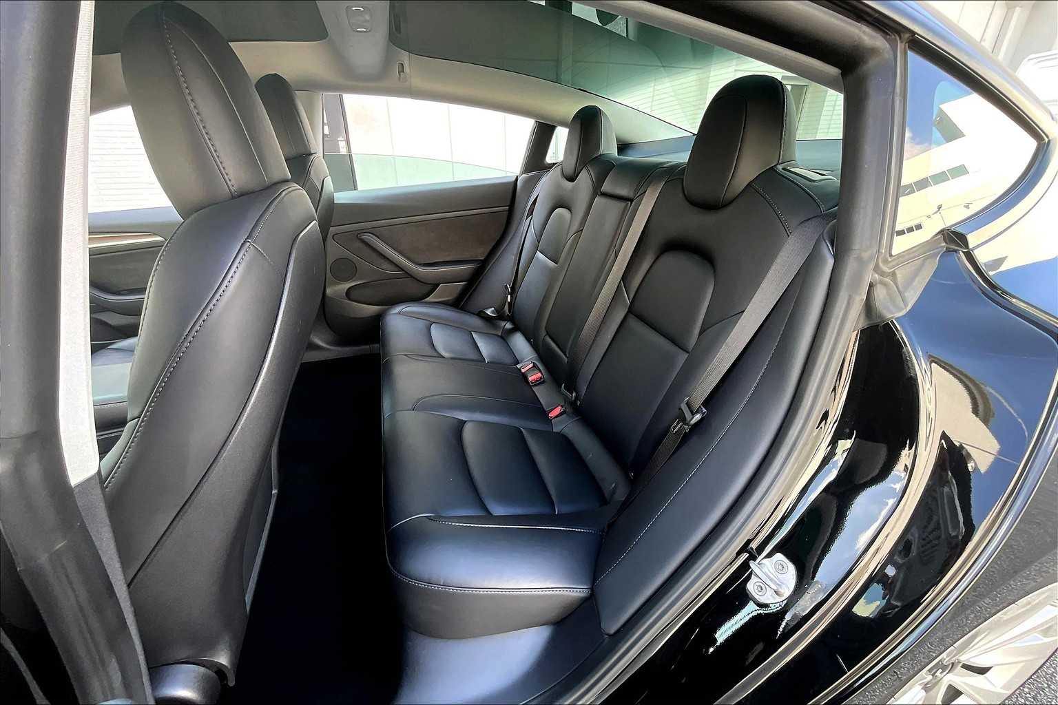 2022 Tesla Model 3 photo 19