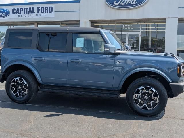 2025 Ford Bronco Outer Banks photo 34