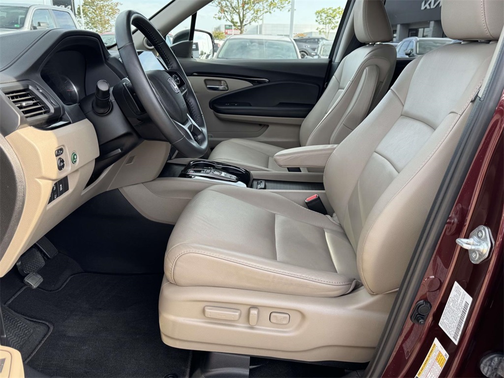 2022 Honda Pilot Touring photo 14