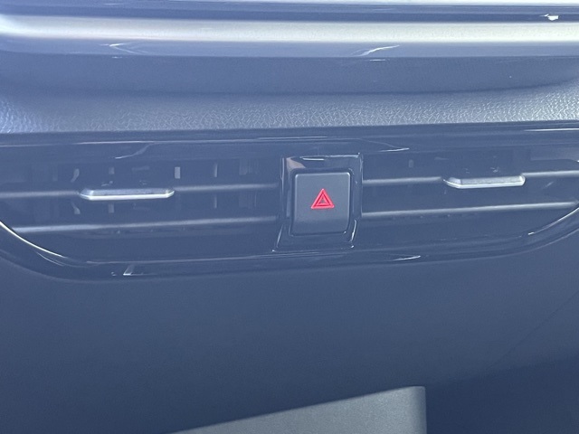 2025 Volkswagen ID.4 Pro Plus photo 38