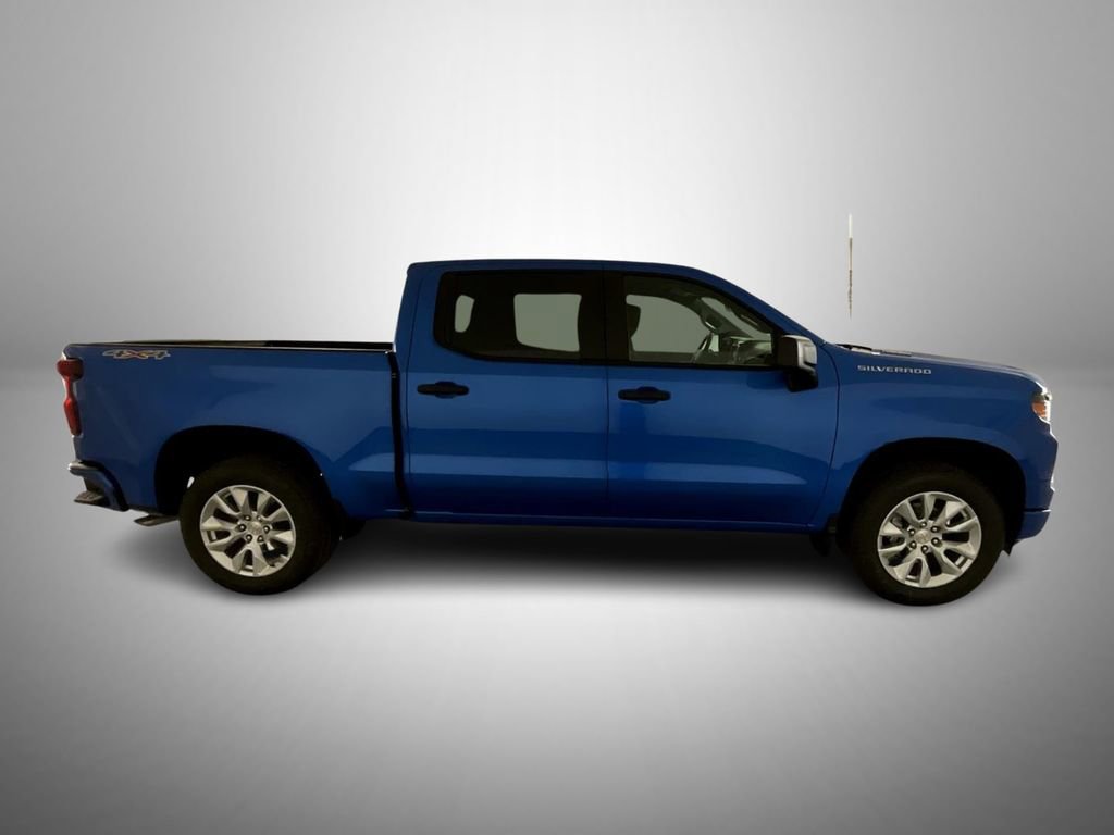 2026 Chevrolet Silverado 1500 Custom photo 4