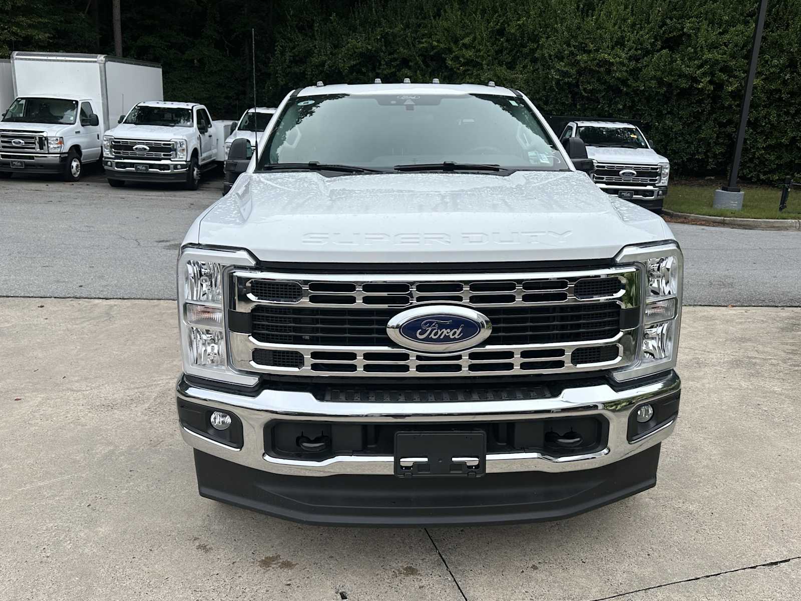 2025 Ford F-350 XL photo 2