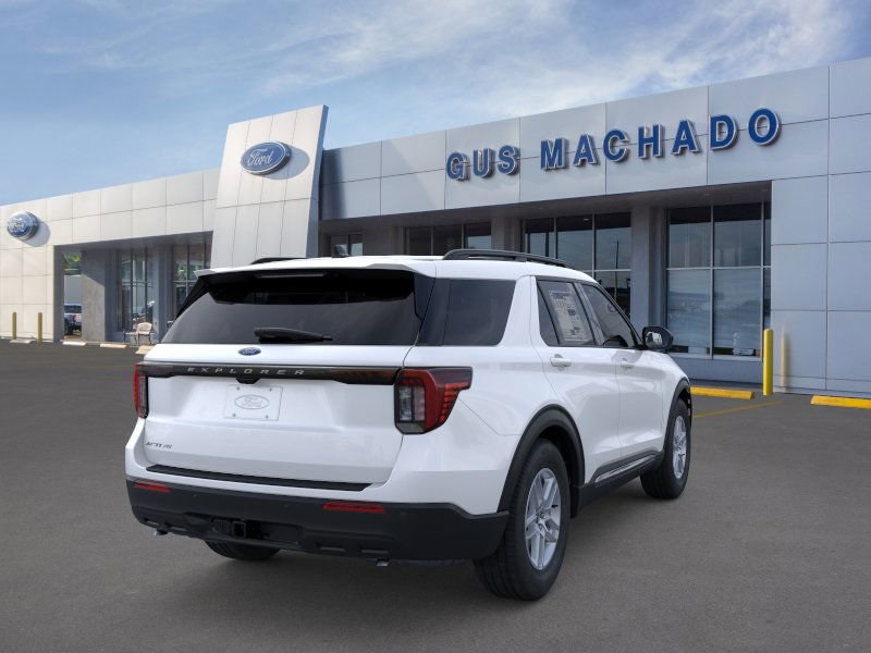 2025 Ford Explorer photo 6