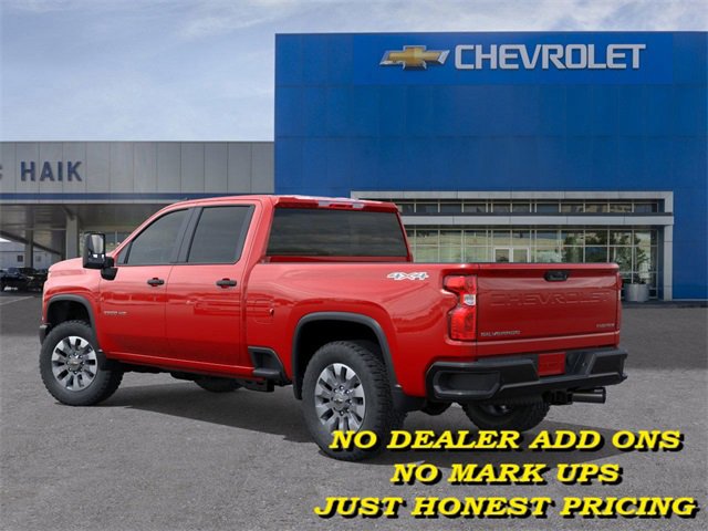 2025 Chevrolet Silverado 2500HD Custom photo 3