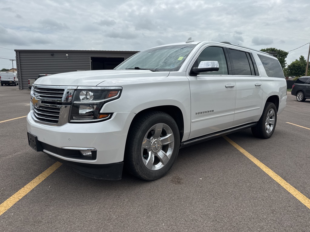 Used 2017 Iridescent Pearl Tricoat Chevrolet Premier image 1