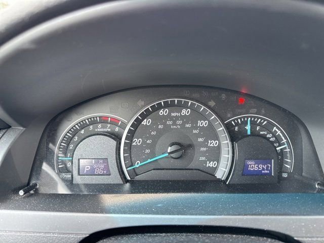 2013 Toyota Camry XLE photo 4