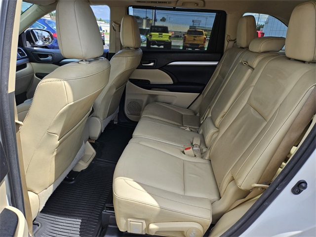 2015 Toyota Highlander XLE photo 8