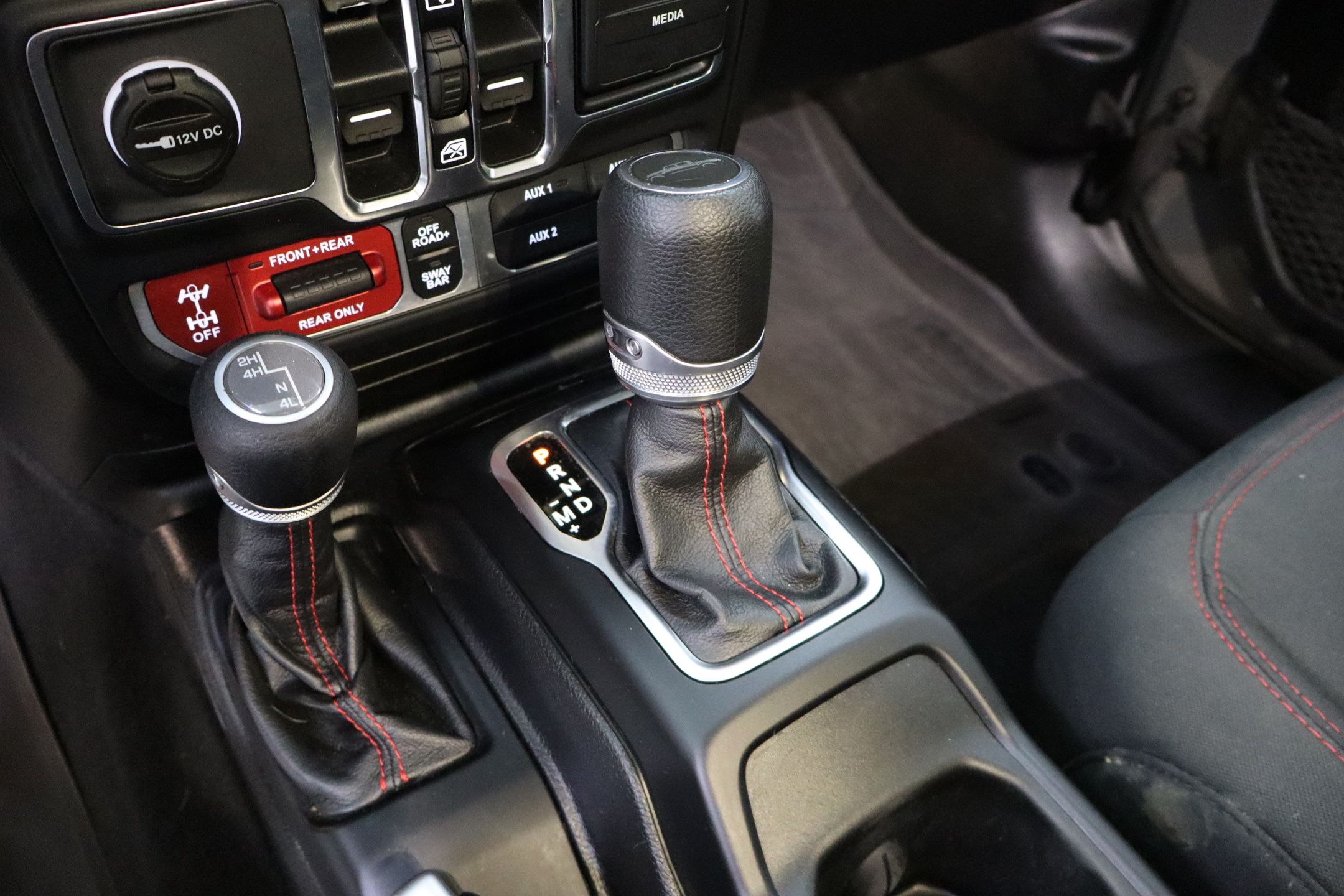 2021 Jeep Gladiator Rubicon photo 13