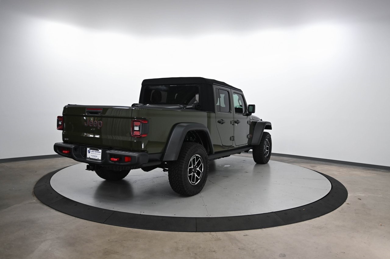 2024 Jeep Gladiator Rubicon photo 5