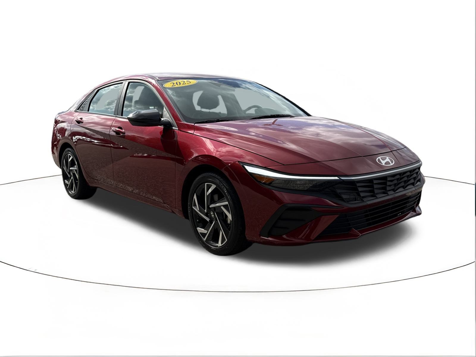 2025 Hyundai Elantra SEL's photo