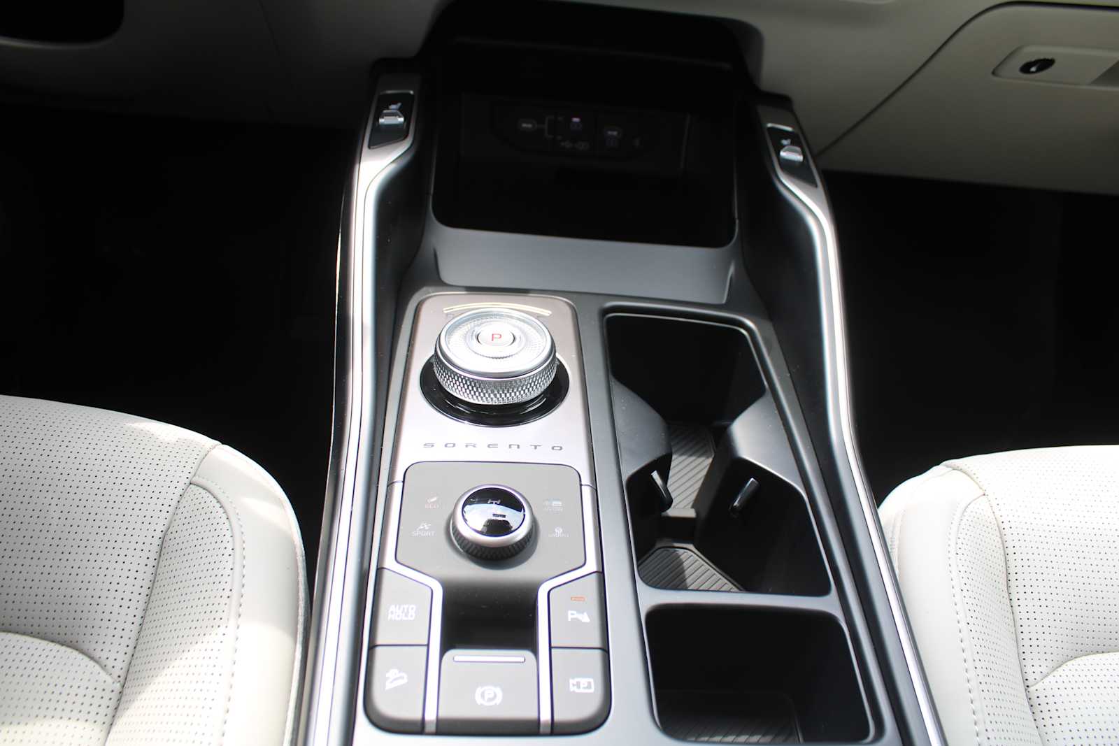 2025 Kia Sorento Hybrid EX photo 32