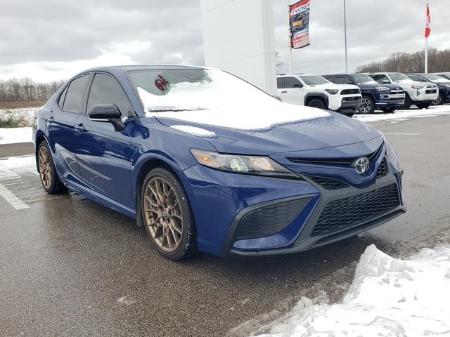 2024 Toyota Camry SE photo 3