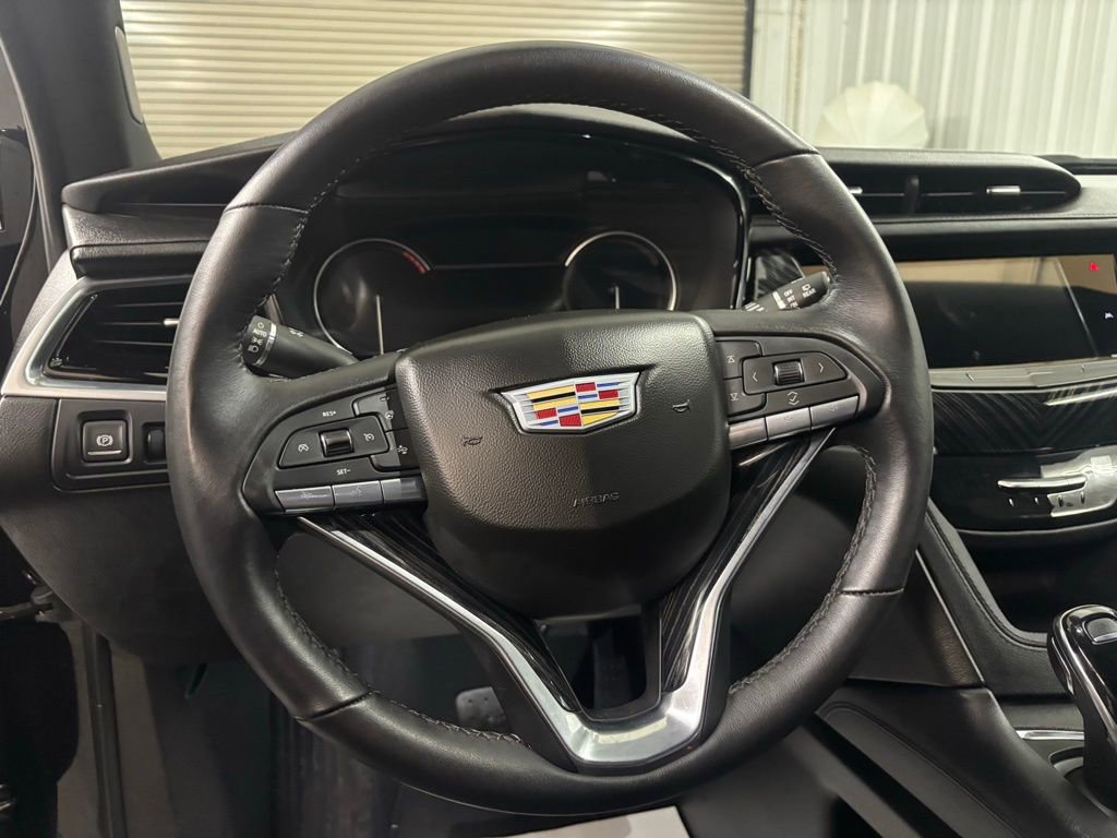 2025 Cadillac XT6 Premium Luxury photo 9