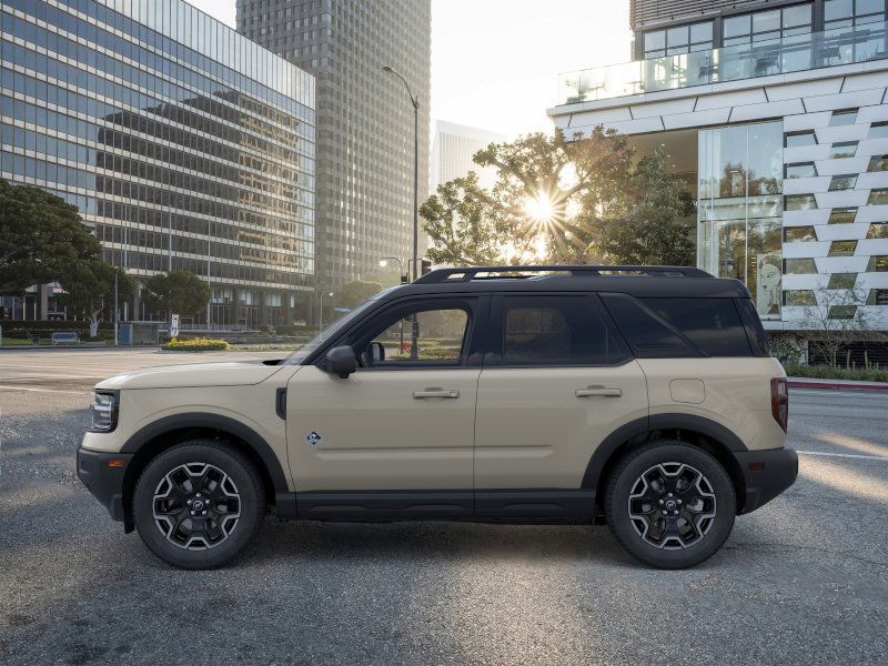 2025 Ford Bronco Sport Outer Banks photo 2