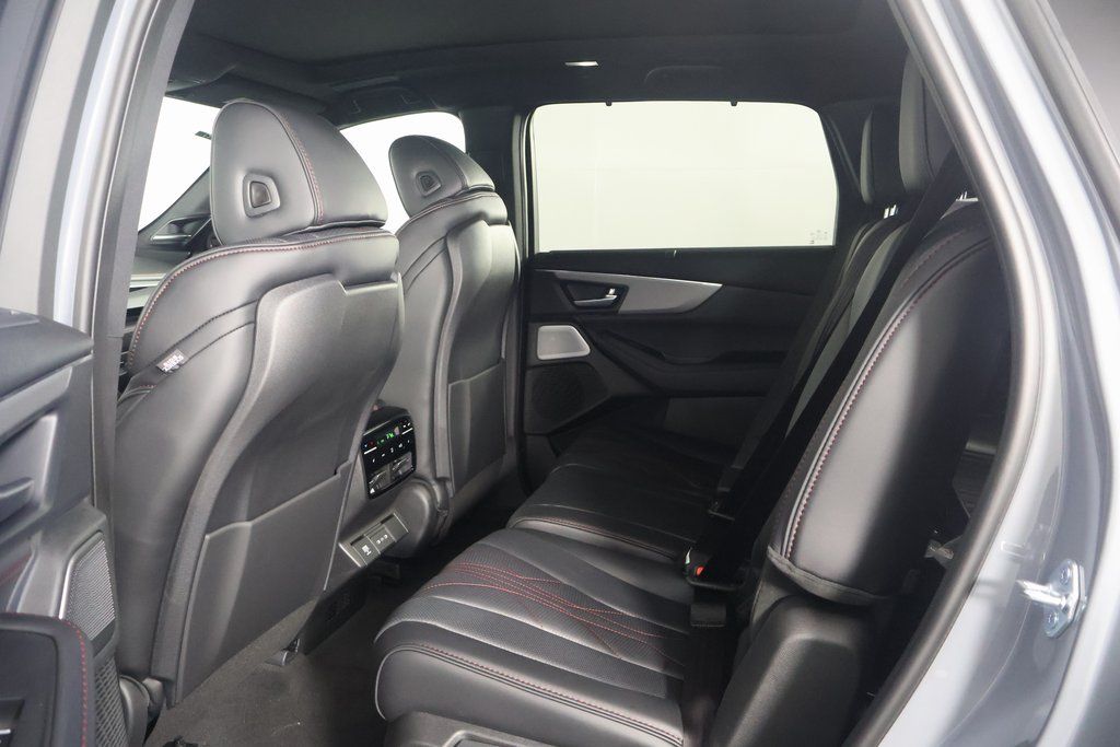 2026 Acura MDX SH-AWD A-Spec Advance photo 6