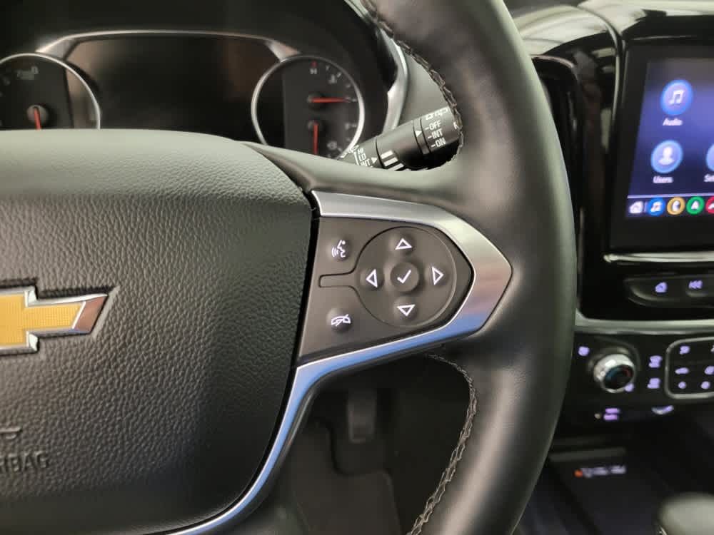 2023 Chevrolet Traverse Premier Leather photo 3