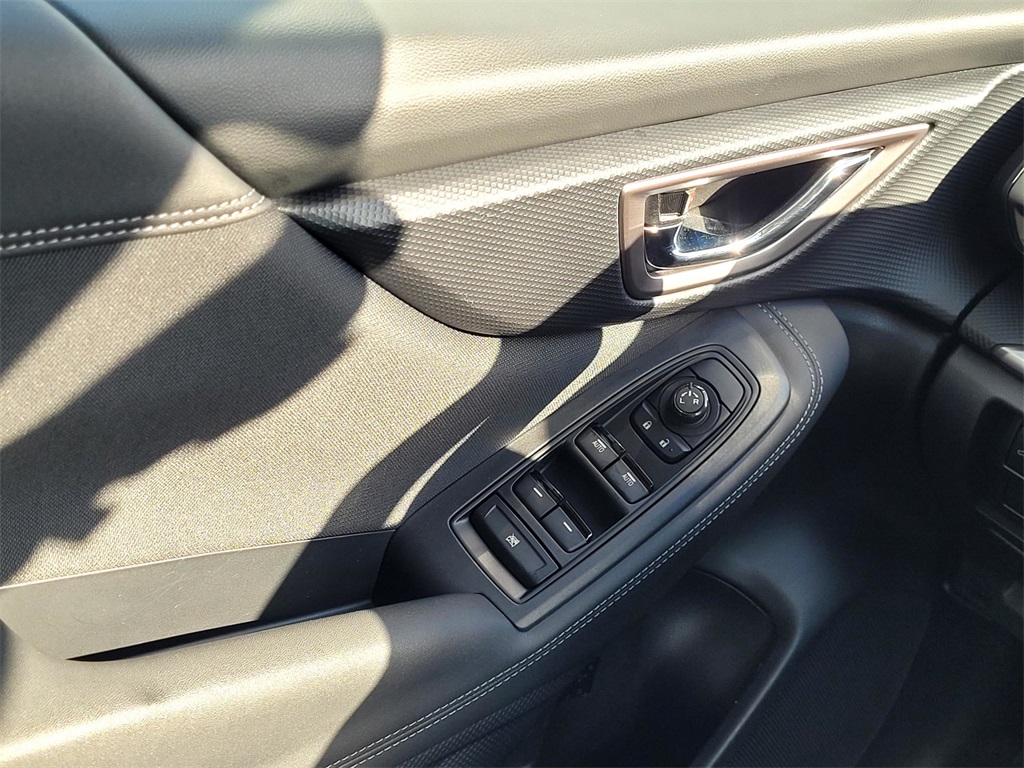 2022 Subaru Forester Premium photo 28