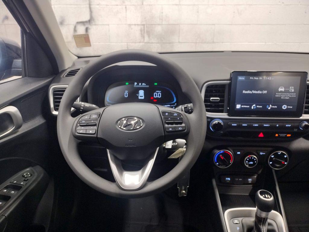 2026 Hyundai Venue SE photo 25