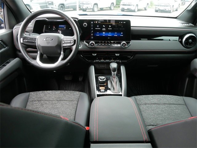 2023 Chevrolet Colorado Z71 photo 17
