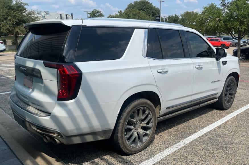 2024 Gmc Yukon Denali Ultimate photo 3